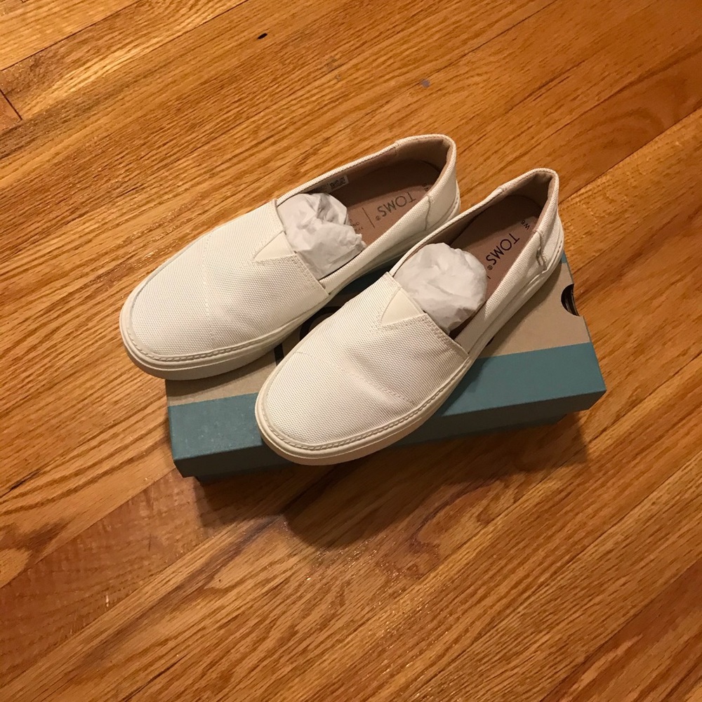 Toms shoes